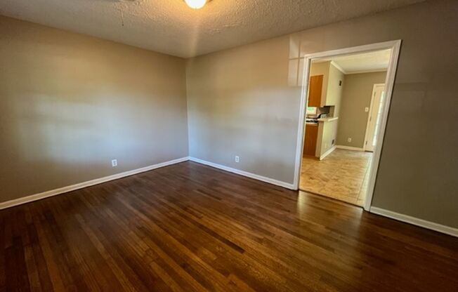 Renovated 3 Bedroom 1.5 Bath Home for Rent!!