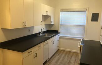 1 bed, 1 bath, 580 sqft, $1,449, Unit A