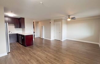 2 beds, 1 bath, $1,999, Unit 4394-05