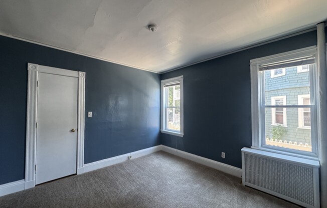 24 FARRAGUT AVE