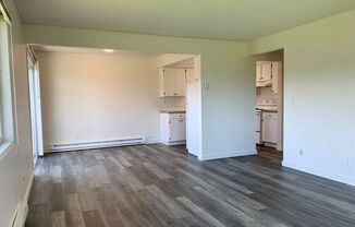 2 beds, 1 bath, 960 sqft, $1,498, Unit 2