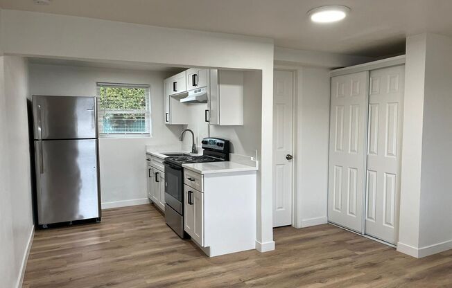 Studio, 1 bath, 282 sqft, $695, Unit Unit 020
