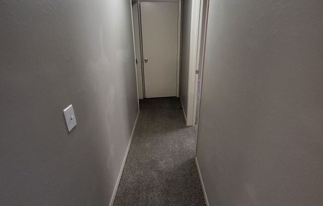 1 bed, 1 bath, 850 sqft, $999, Unit 9-917