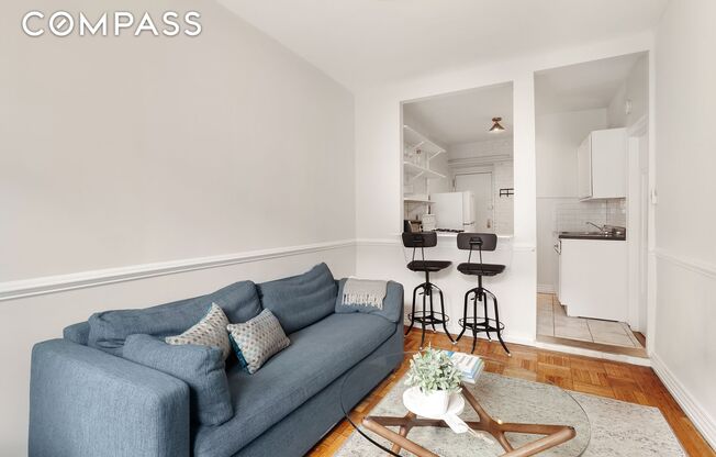 181 THOMPSON ST