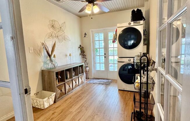 Adorable Highland Park Bungalow for Rent