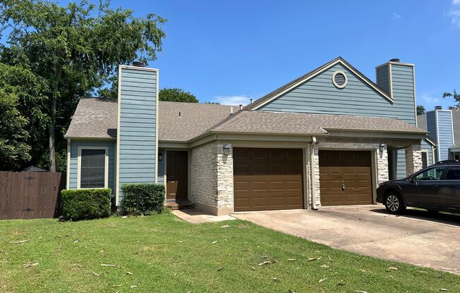 3 beds, 2 baths, 1,147 sqft, $1,850, Unit 11613B