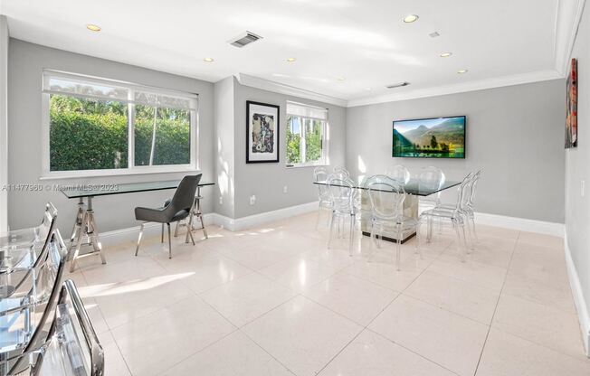 1500 NE 13th Ave
