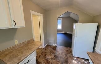 407 N Covell Ave