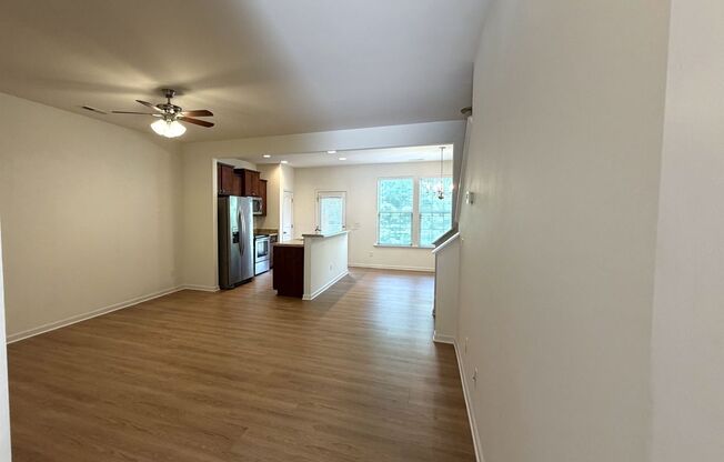 3BD/2.5BA townhome w/ garage in Flowers Plantation in Clayton!