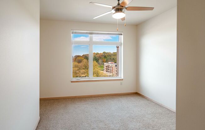 1 bed, 1 bath, 732 sqft, $1,390, Unit 318