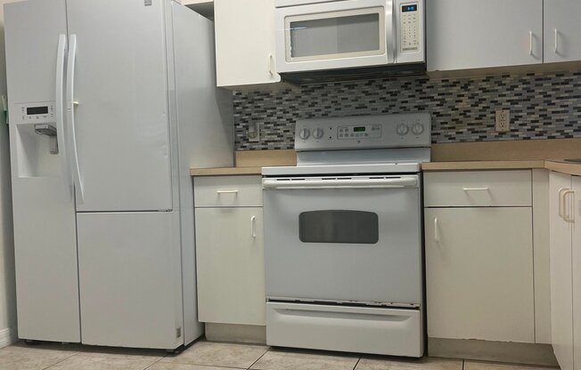 522 VILLA DE SOL CIR