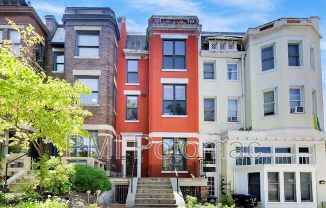 1952 CALVERT ST
