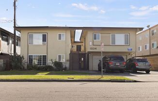 2 beds, 1 bath, $2,150, Unit 17A