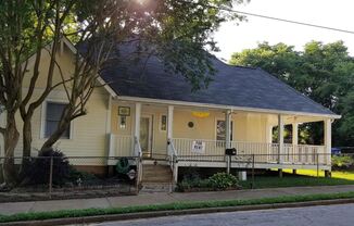 441 Cameron St SE