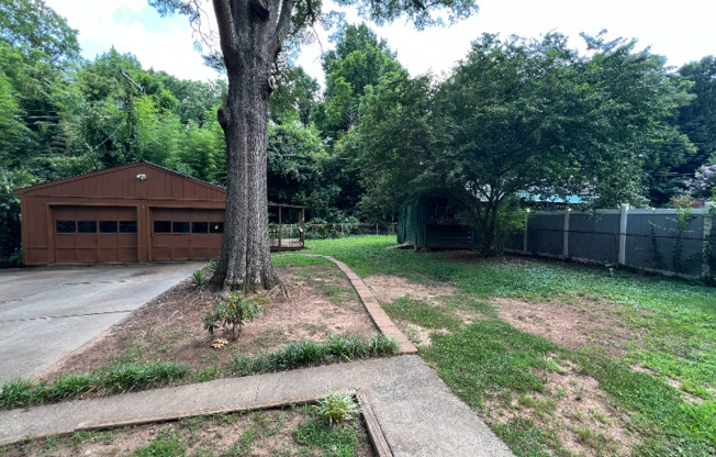 3008 ENFIELD RD