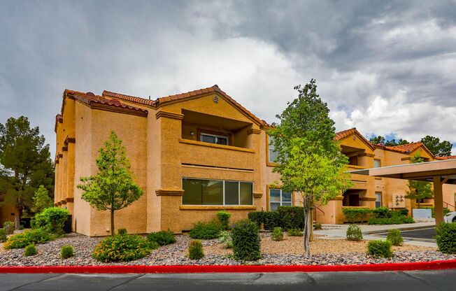 2 Bed, 2 Bath 1st Floor Condo In West Las Vegas