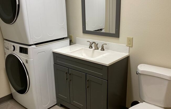 Studio, 1 bath, 500 sqft, $1,595, Unit P201