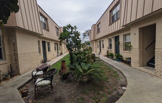 Hamilton House Apartments
