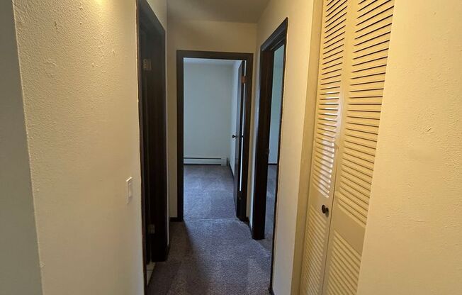 1933 - 1941 Wyoming Avenue