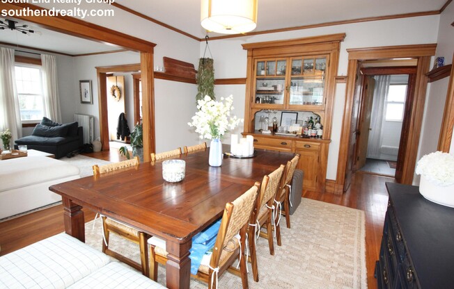 49 EGERTON RD