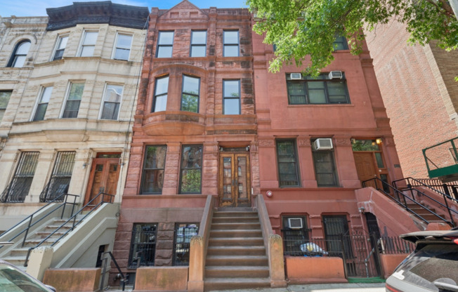 414 W 149 ST