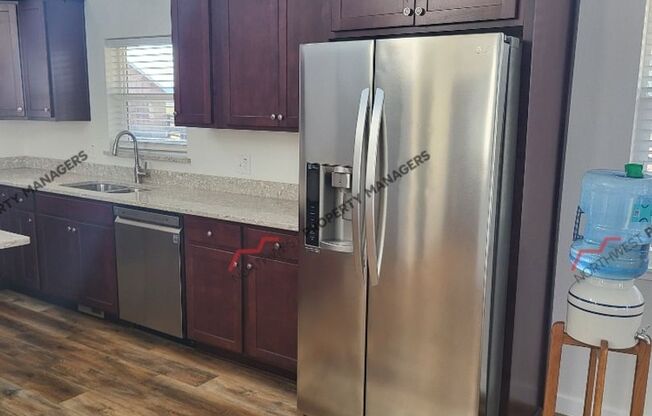 STATUS: *AVAILABLE*  | R210C | $2295