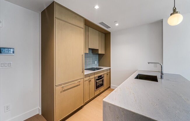 1 bed, 1 bath, 629 sqft, $5,000, Unit 504