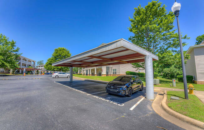 One and two bedroom apartment homes featuring efficient appliances, hardwood floors, walk-in closets, washer and dryer connections and much more at Parham Pointe Apartments in Little Rock, AR