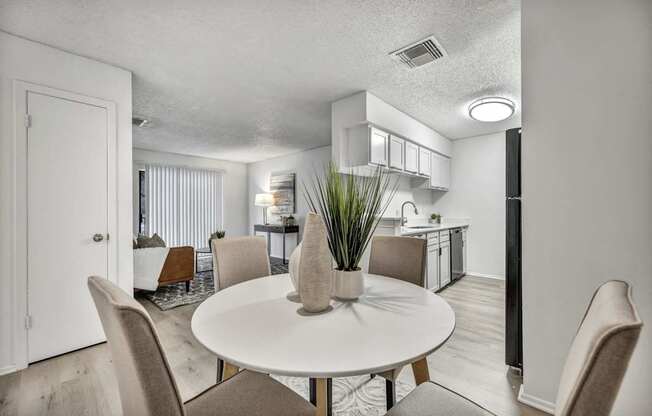Apartments For Rent San Antonio | Summit at Henderson Pass