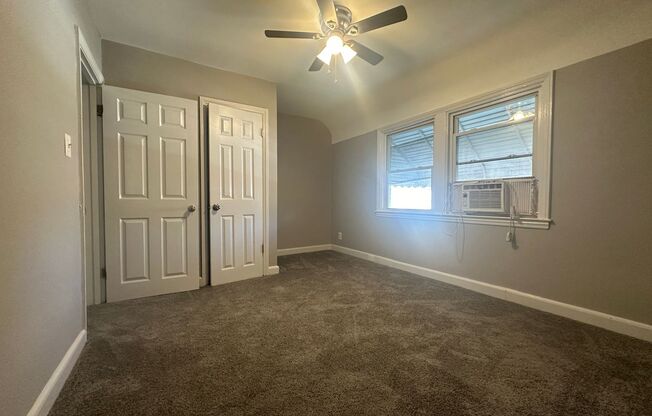 3 beds, 1 bath, $1,600