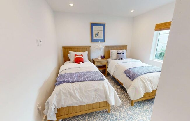 BRAND NEW CONDO | EV Charging
