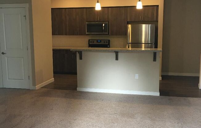 1 bed, 1 bath, $1,695, Unit 4838-304