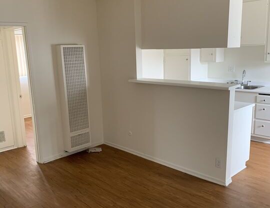 1 bed, 1 bath, 600 sqft, $1,895, Unit 7