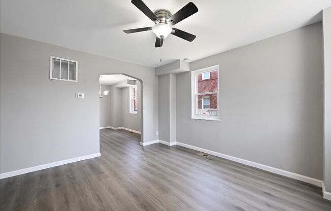 Gorgeous Two-Bedroom Townhome In Middle River