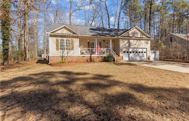 3 bedroom in gated community!
