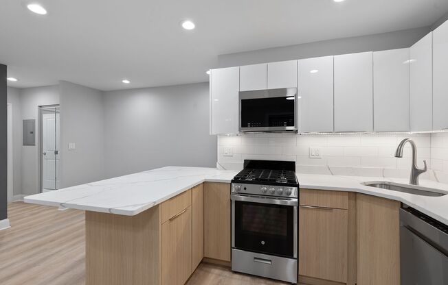 1 bed, 1 bath, 492 sqft, $1,850, Unit 245