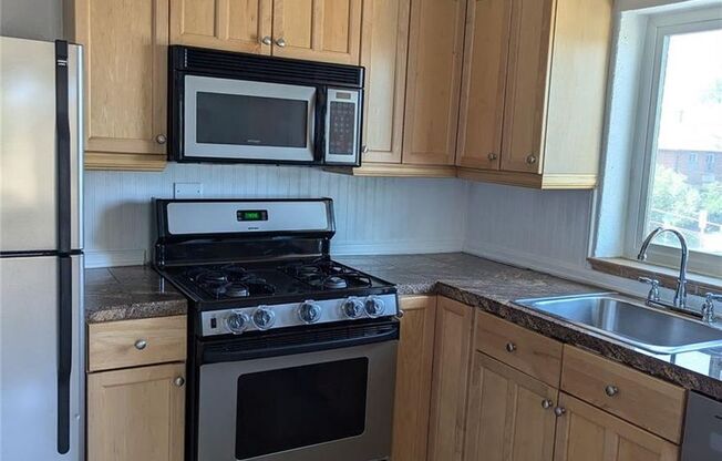 1 bed, 1 bath, $1,450, Unit # 3