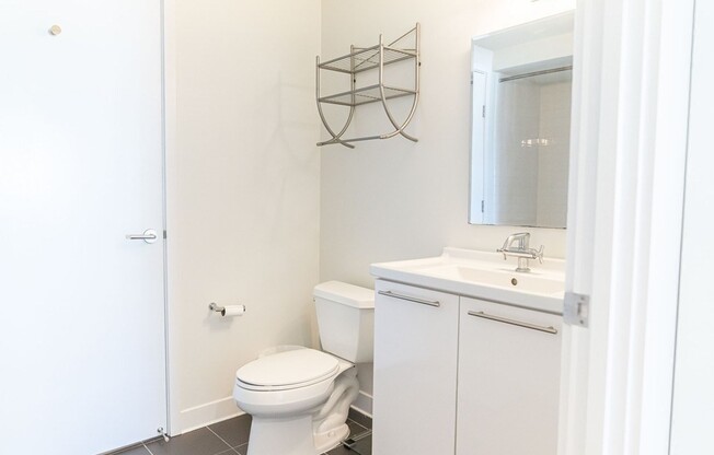 1 bed, 1.5 baths, 826 sqft, $3,350, Unit 527