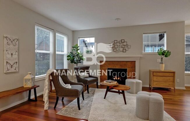 Stonewater at Orenco~ Minutes to Intel, Nike & HWY 26! Light & Bright!