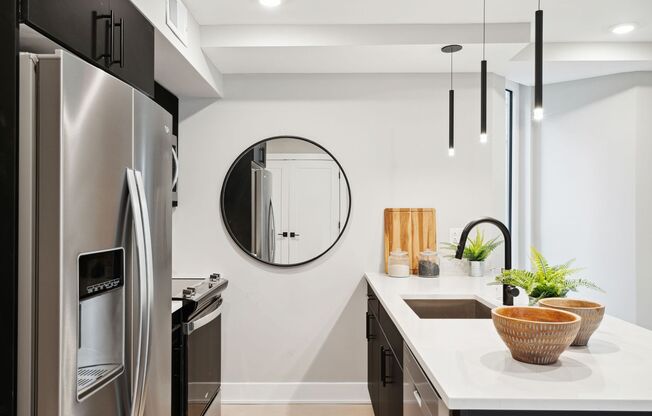 1 bed, 1 bath, 630 sqft, $1,575, Unit 211