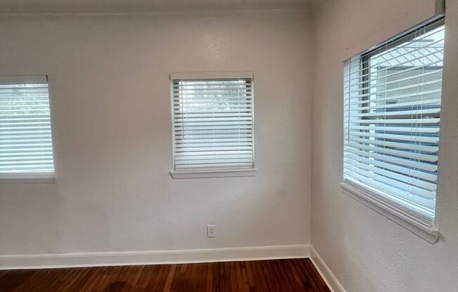 1 bed, 1 bath, 800 sqft, $1,499, Unit 1526-01