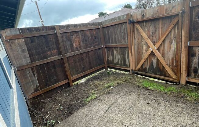 2 beds, 1 bath, 945 sqft, $1,500, Unit 088