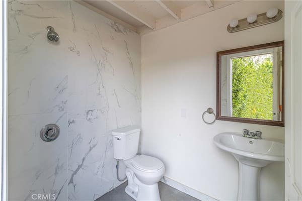 10610 NASSAU AVE