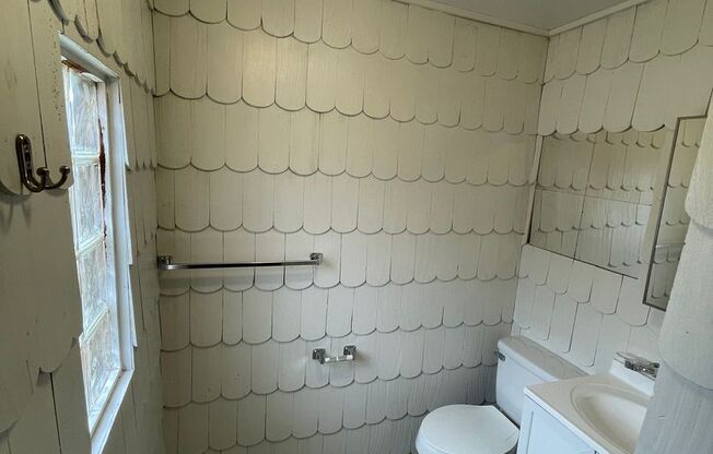 1 bed, 1 bath, $1,295, Unit Unit 3