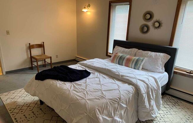 1 bed, 1 bath, 540 sqft, $715