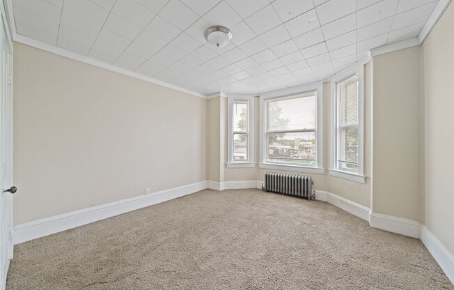 3 beds, 1 bath, 1,200 sqft, $2,500, Unit 28