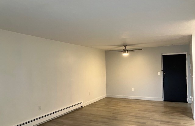 1000 LEXINGTON ST