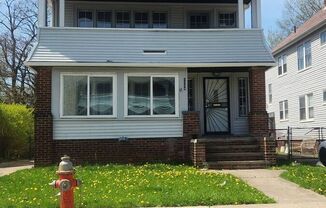 3334 E 146 ST