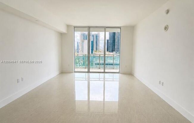 1 bed, 1 bath, $3,000, Unit # 1609
