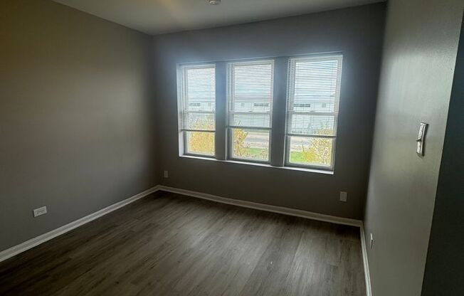 1 bed, 1 bath, $1,686, Unit 6808-3B